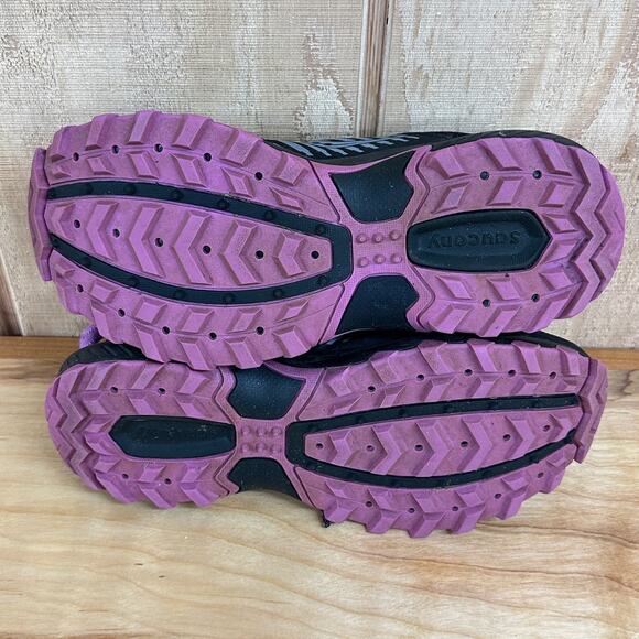 Saucony Excursion TR15 W Size 7 Trail Running Shoes Excellent Black Purple Gray - Picture 2 of 8